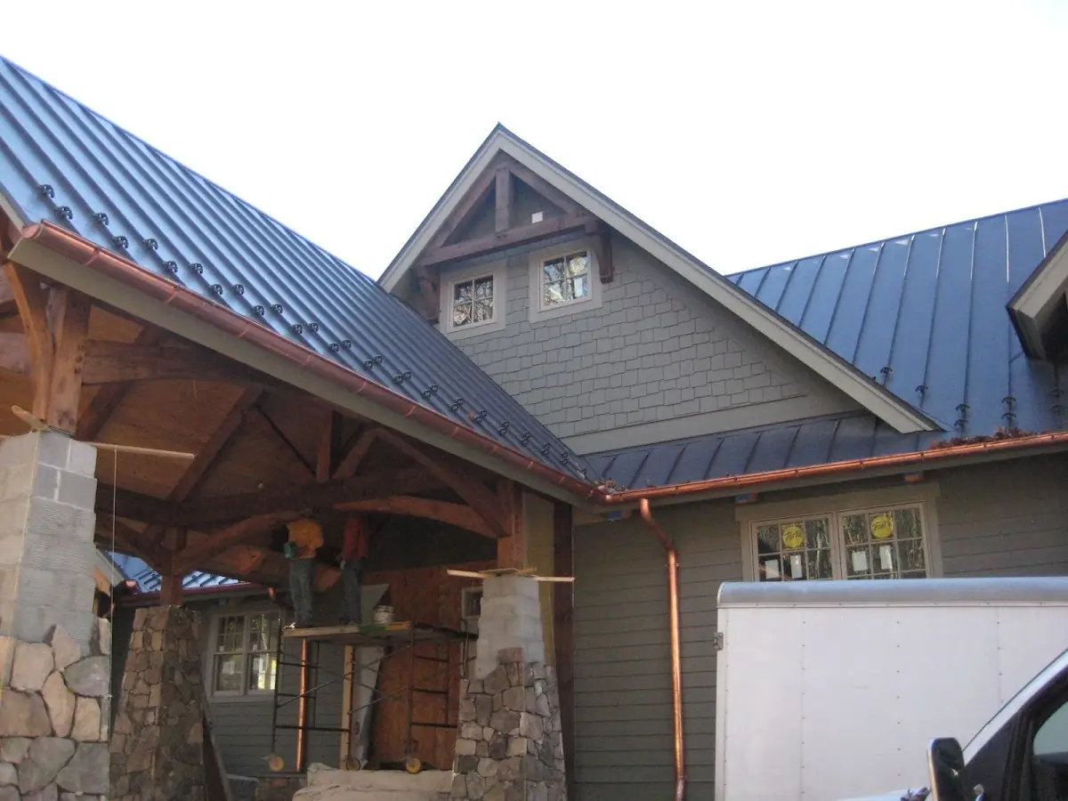 Craftsman Roofing team delivering quality roofing work in Seminole